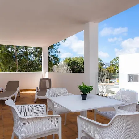 Apartment White