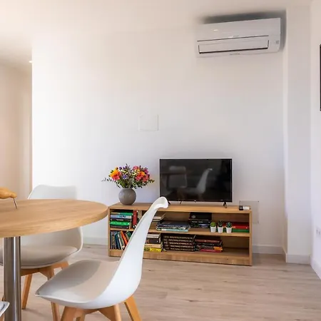 Apartment White *
